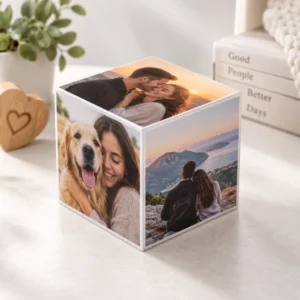 cubo de recuerdos al atardecer